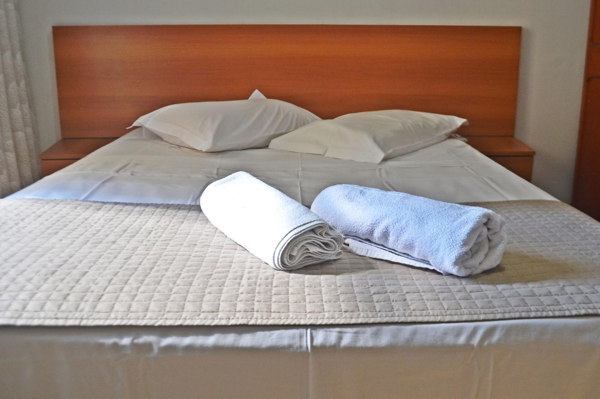 Hotel Ampiezza Куритиба Экстерьер фото