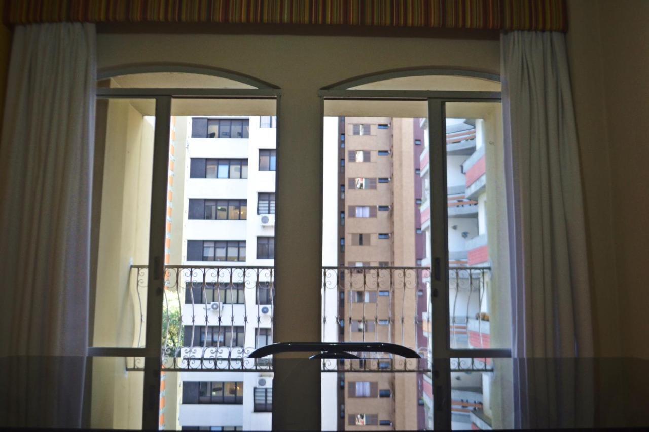 Hotel Ampiezza Куритиба Экстерьер фото